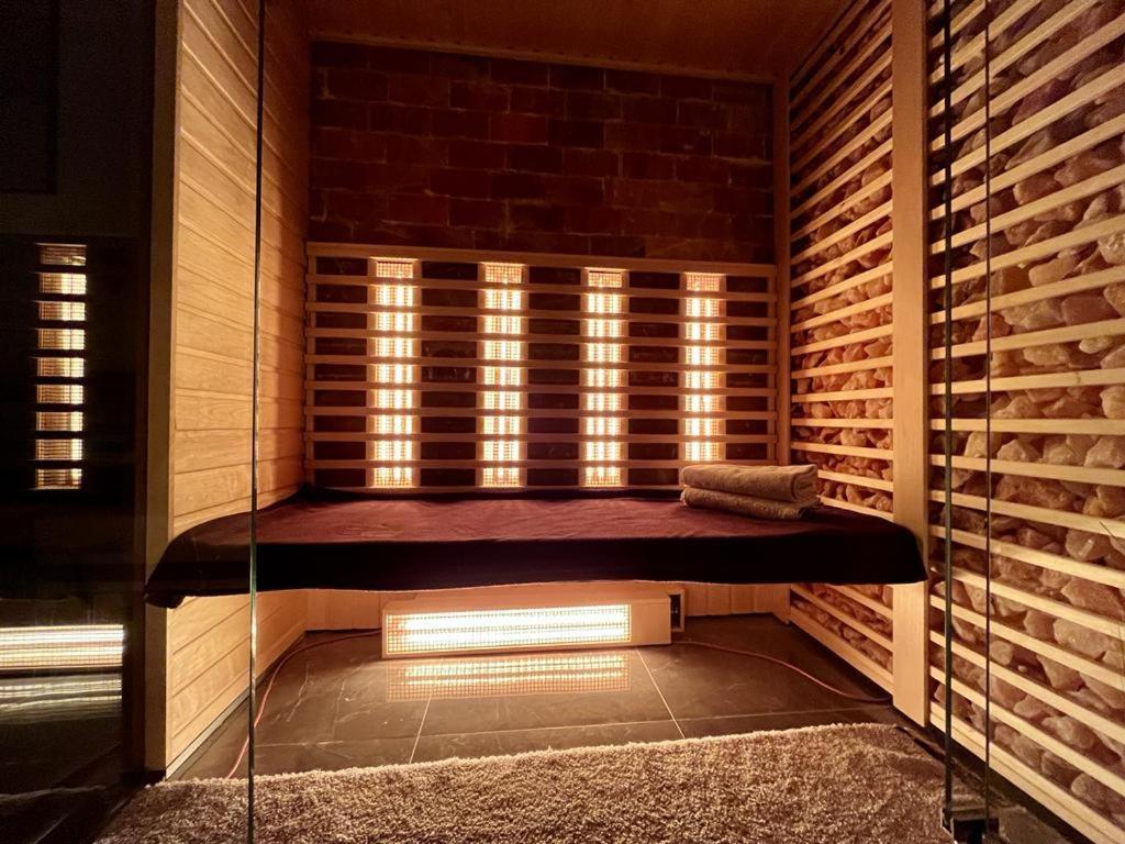 Johngold Wellness Appartement *